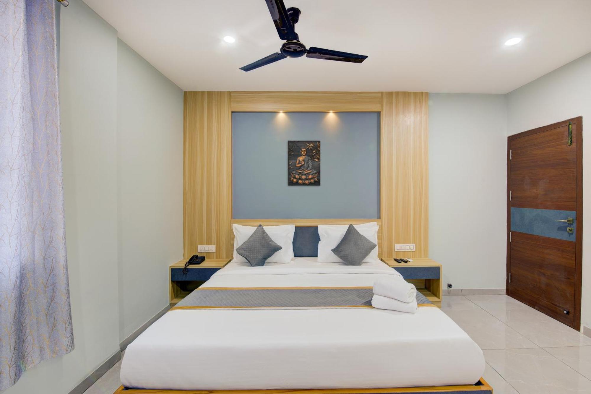 Hotel Park Lane Yelahanka Bangalore Ngoại thất bức ảnh